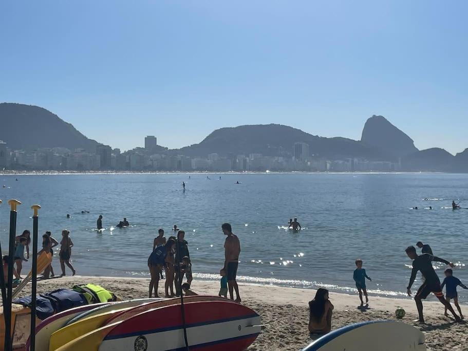 Amplo Apartamento Em Frente A Praia De Copacabana Leilighet Rio de Janeiro Eksteriør bilde